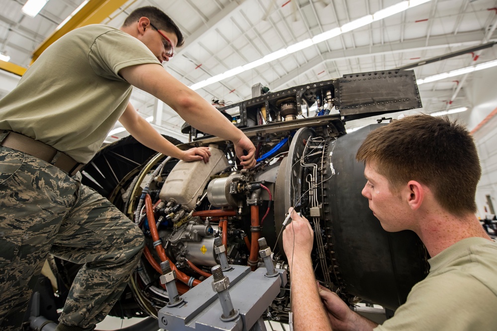 Propulsion flight keeps 'Warthogs' fighting