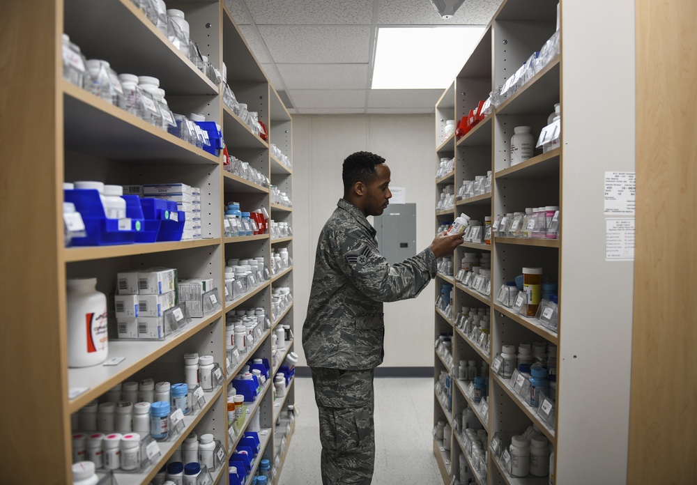 Pharmacy helps Air Commandos stay healthy