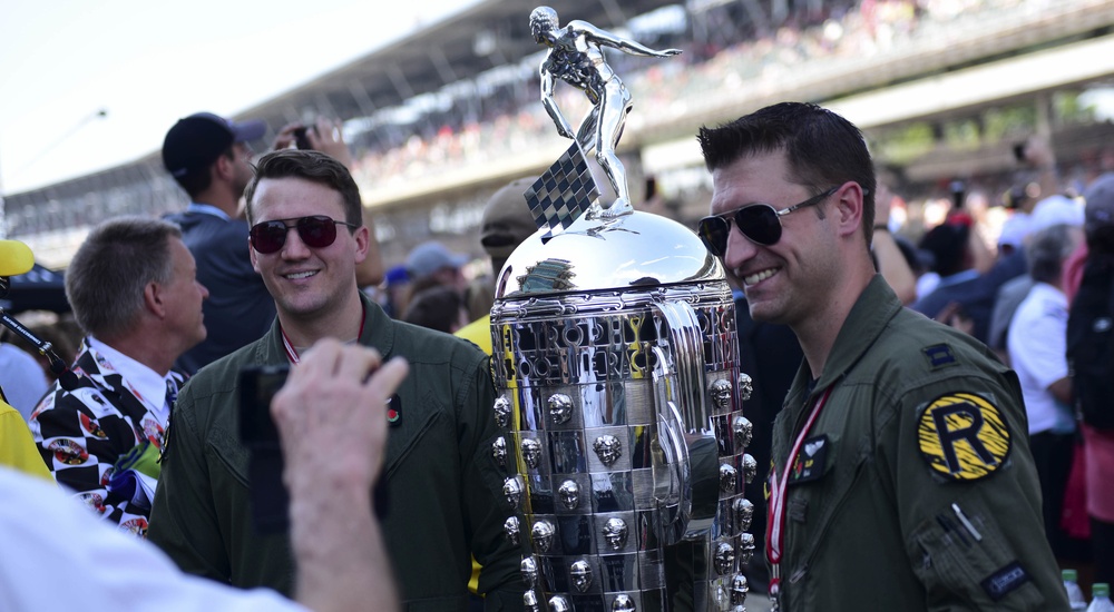 B-2 wows crowds at Indy 500