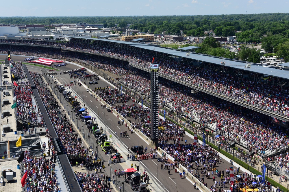 B-2 wows crowds at Indy 500