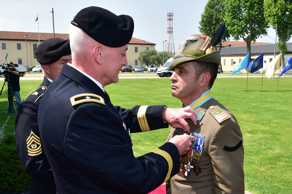 DVIDS - Images - Retirement Ceremony in honor of Command Sergeant Major ...