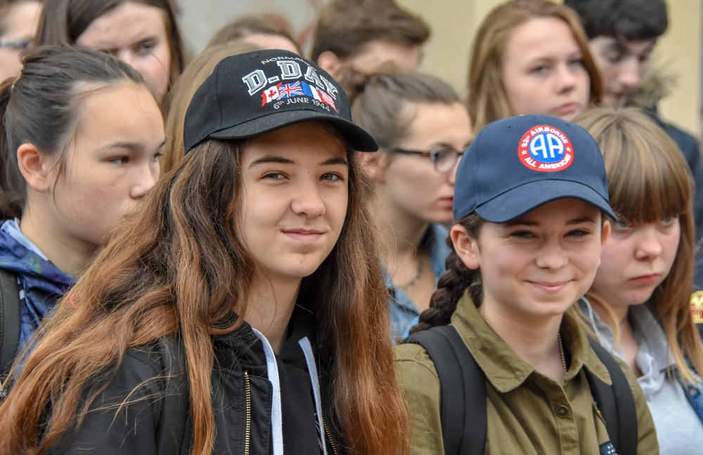 French Students Celebrate D Day