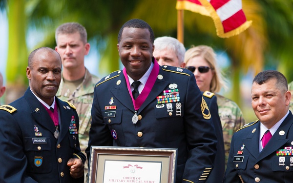 Hawaii Soldier wins Secretary of the Army award