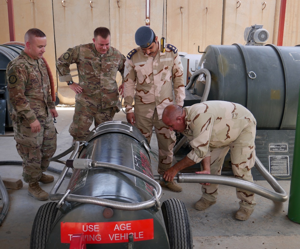 Iraqi Air Force provides vital air to Italian pilots