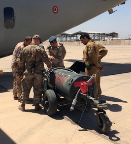 Iraqi Air Force provides vital air to Italian pilots
