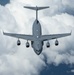 121st ARW refuels a C-17