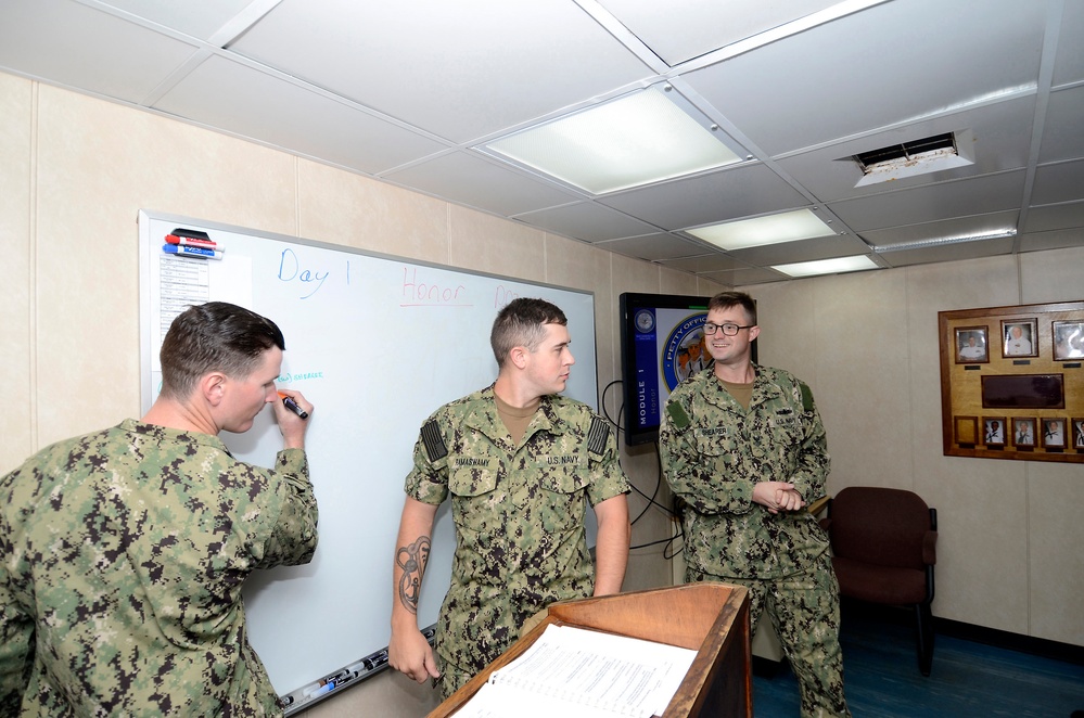 DVIDS Images USS Frank Cable Petty Officer Selectee Leadership Course