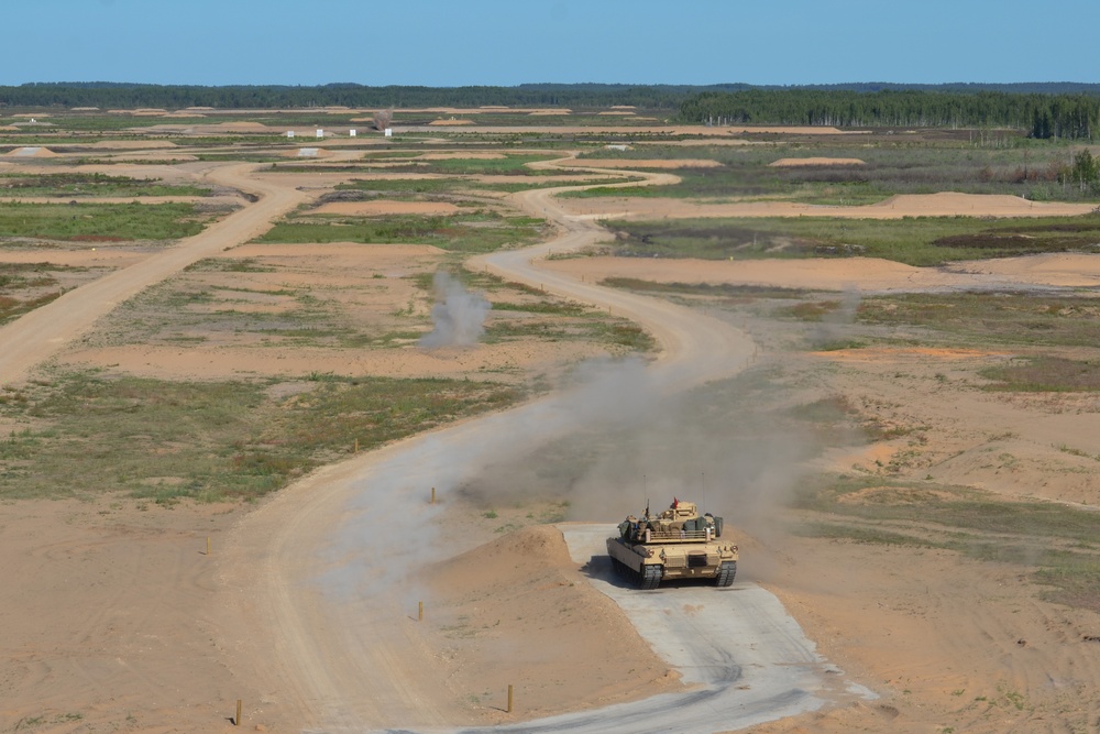 Marines conduct M1A1 Abrams tank live-fire training as part of Saber Strike 18