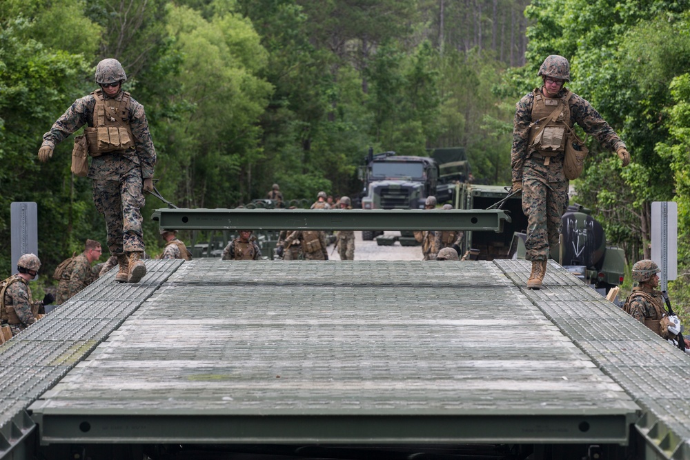 8th ESB Bridge Building Drill