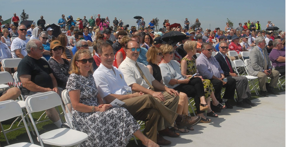 NWIHCS Memorial Day tributes shared with national cemetery