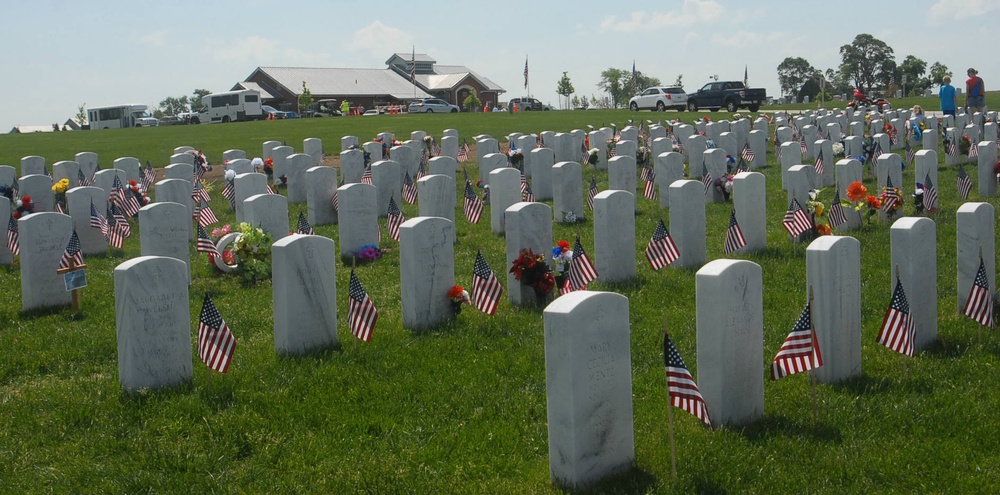 NWIHCS Memorial Day tributes shared with national cemetery