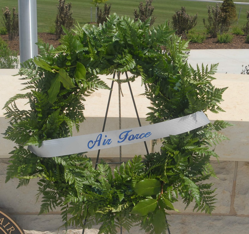 NWIHCS Memorial Day tributes shared with national cemetery