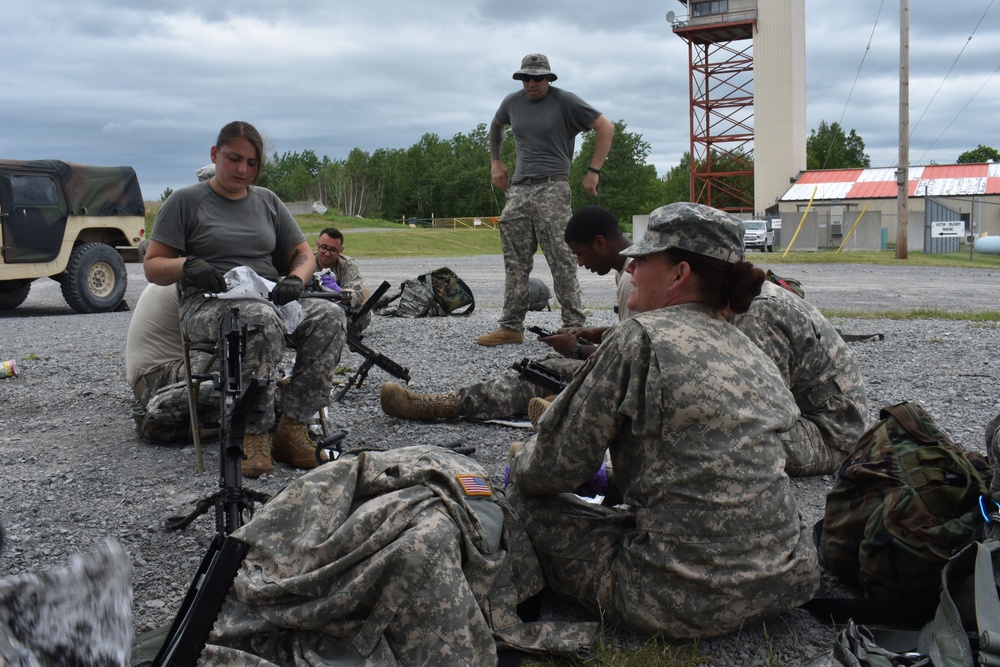 Soldiers from the 3-142 conduct Aerial Gunnery Training