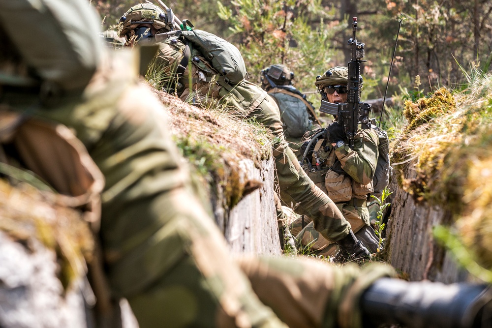 Norwegian, US Forces Train Side-By-Side During Saber Strike 18