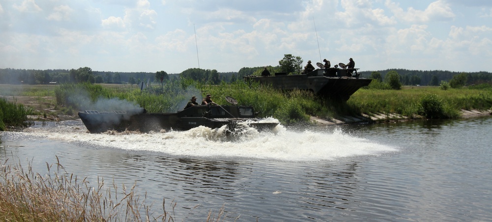 Polish troops conduct amphibious operations