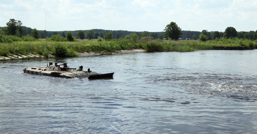 Polish troops conduct amphibious operations