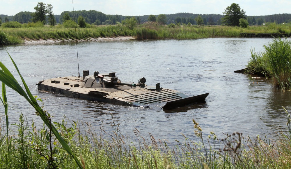 Polish troops conduct amphibious operations
