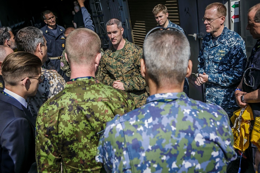 26th MEU, USS Oak Hill welcome distinguished visitors aboard