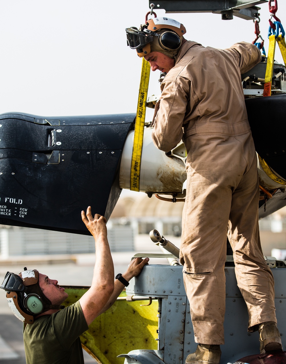 VMM-164 Mechanics Sustain Operational Readiness