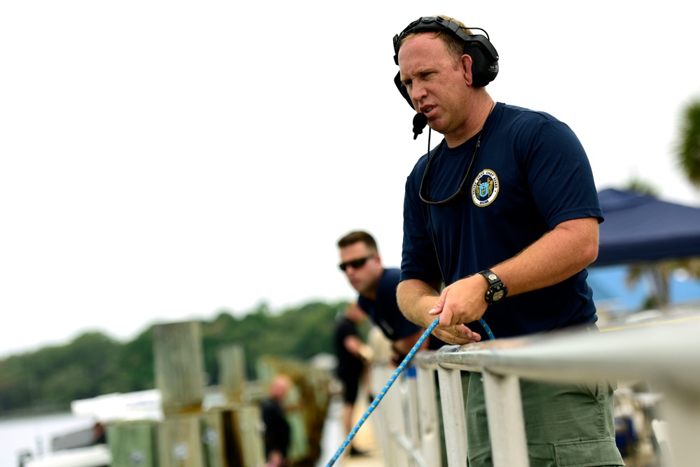 Coast Guard divers participate in Joint Exercise Black Drum