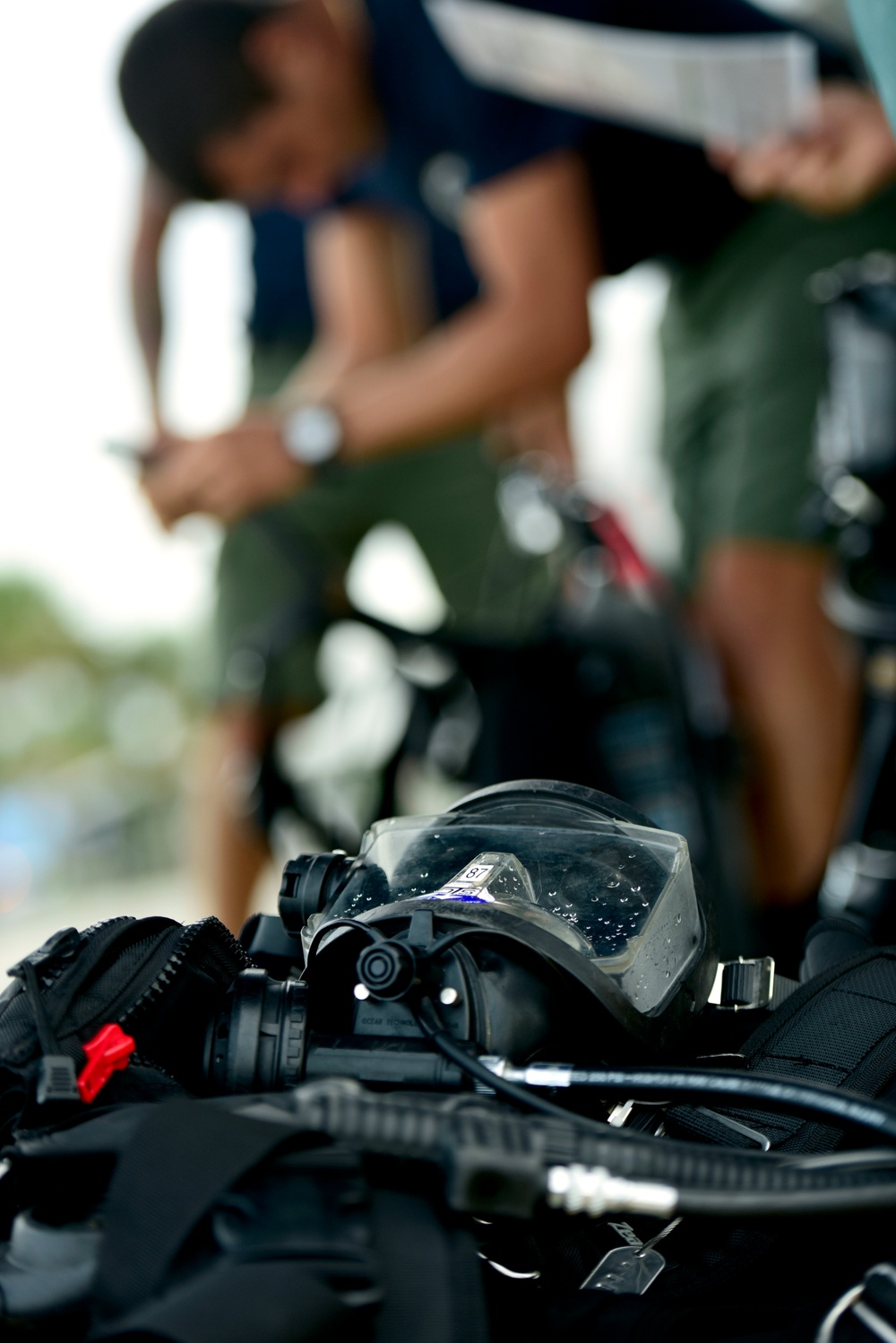 Coast Guard divers participate in Joint Exercise Black Drum