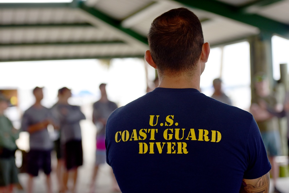 Coast Guard divers participate in Joint Exercise Black Drum