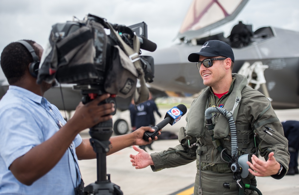 2018 Hyundai Air and Sea show