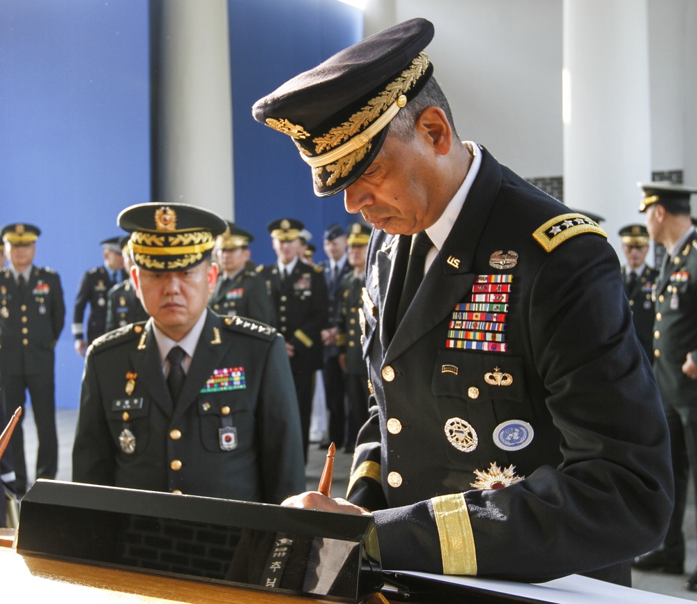 ROK MEMORIAL DAY CEREMONY