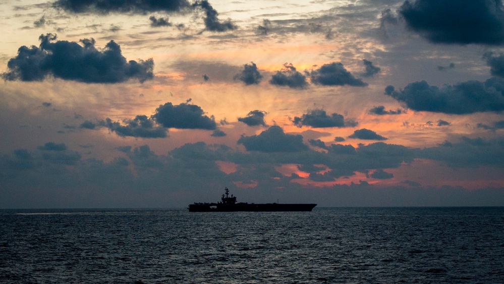 USS Chancellorsville Transits with USS Ronald Reagan