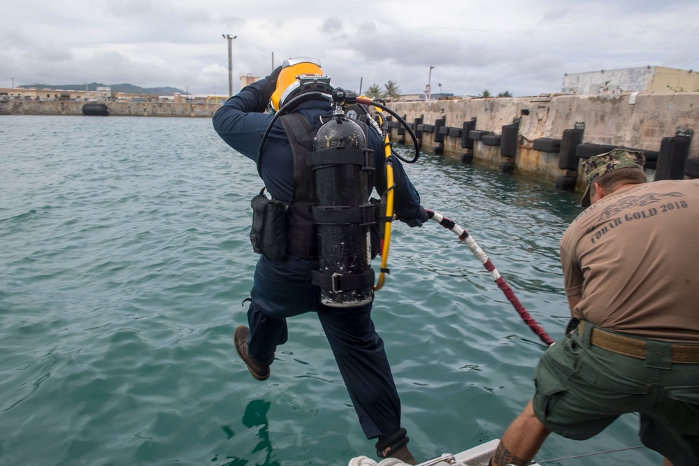 UCT 2 Conducts Dive Operations