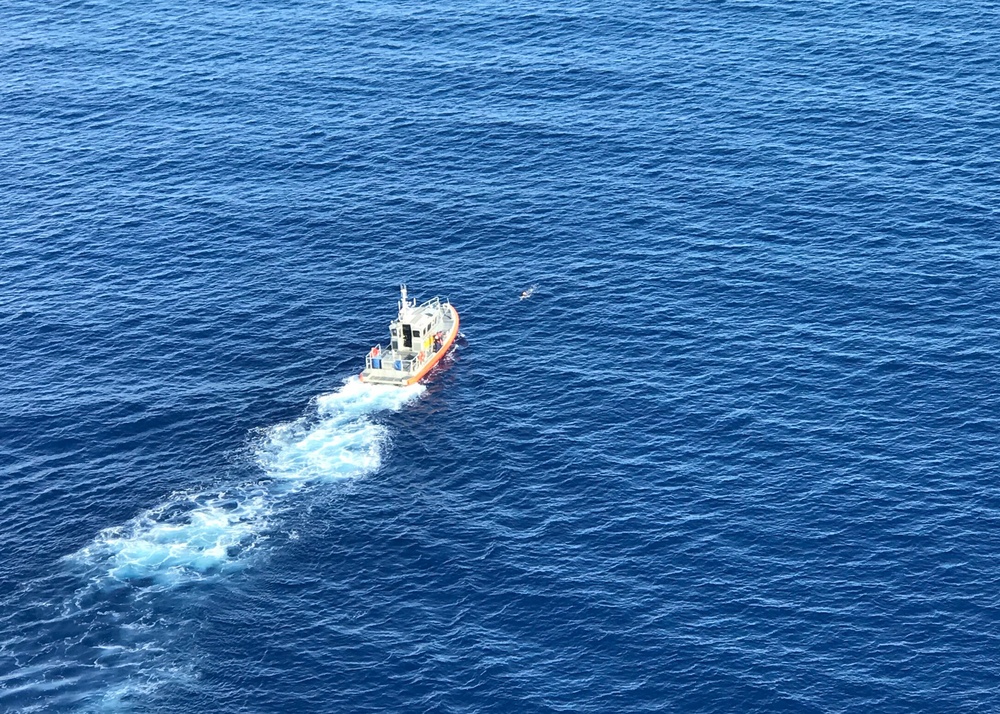 Coast Guard rescues 25-year-old man 5 miles east of Port Everglades