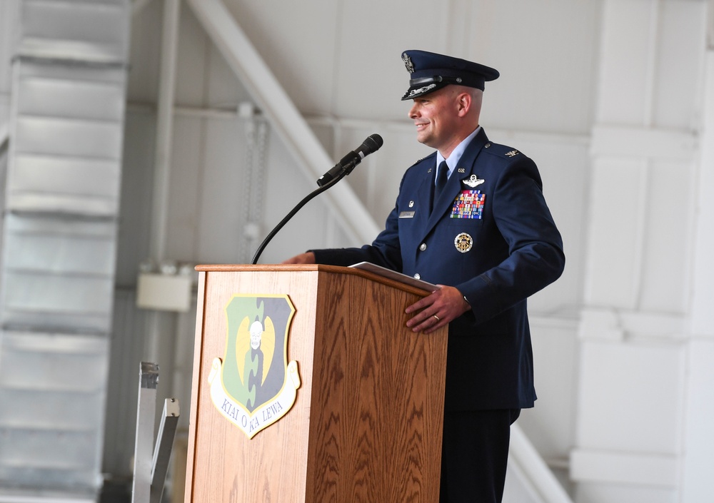 Team Minot welcomes new 5th BW commander