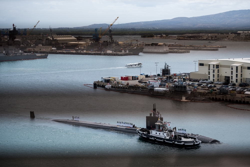 USS Columbia Returns Home from Deployment