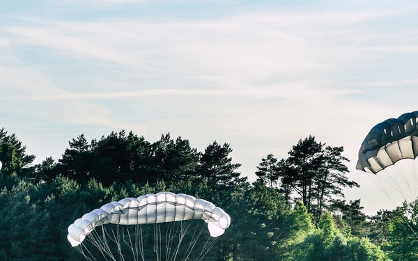 Polish Airborne gets their wings at Saber Strike 18