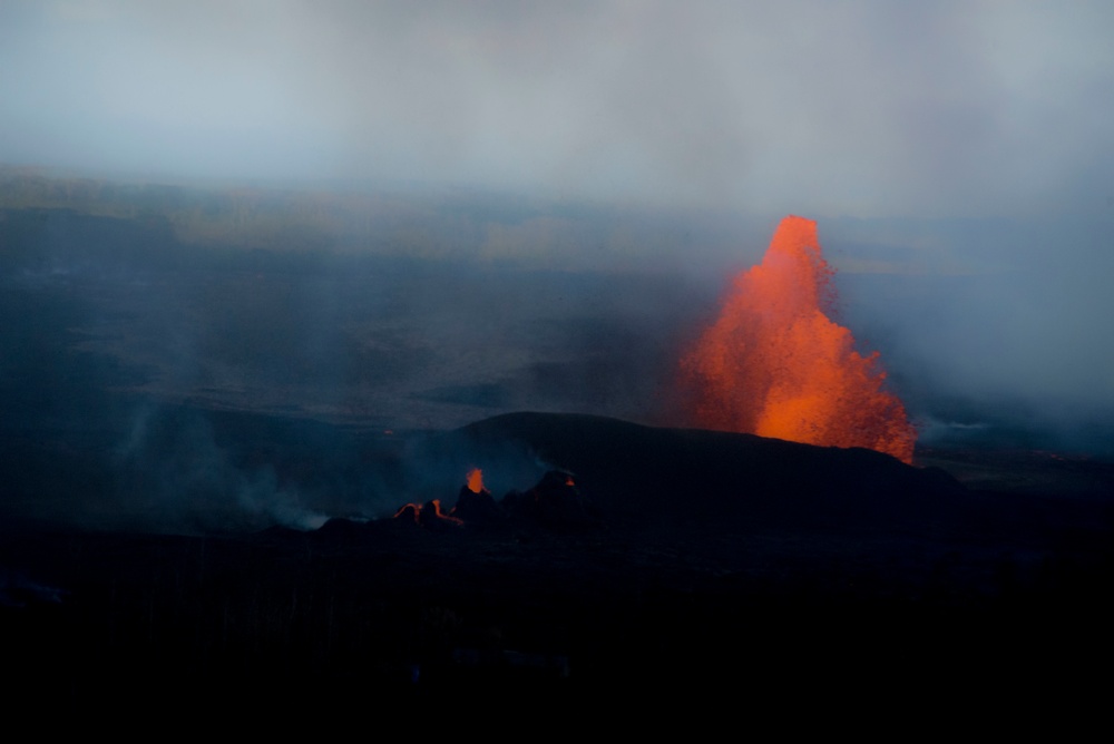 Lava Continues to Erupt along East Rift Zone in Hawaii