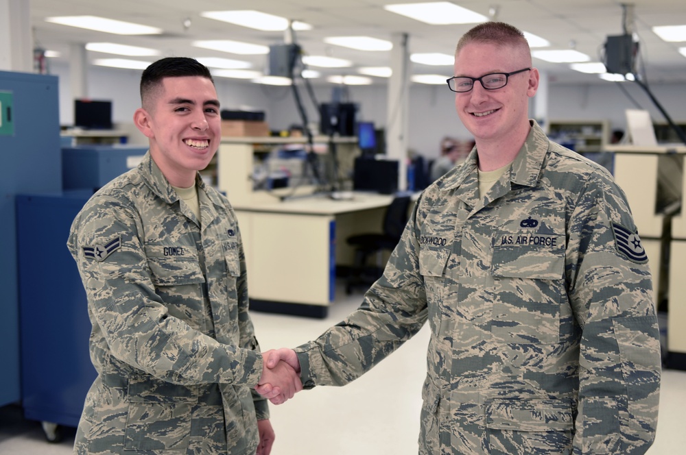 Travis Airman leaves Juarez, pursues opportunity in US