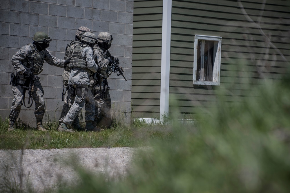 179th Airlift Wing puts focus on full spectrum readiness, trains at Alpena CRTC