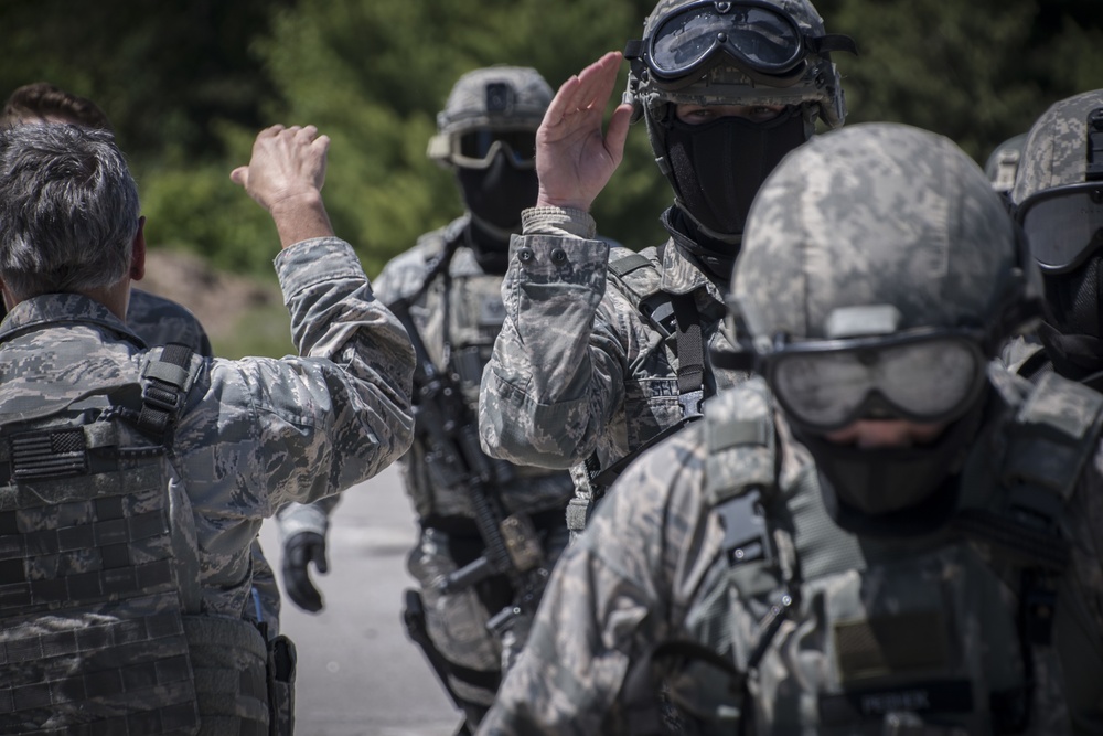 179th Airlift Wing puts focus on full spectrum readiness, trains at Alpena CRTC