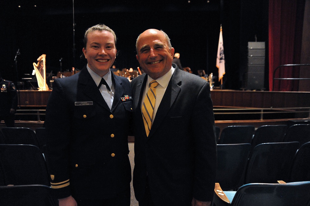 Portsmouth, Va., Mayor Salutes Coast Guard Hometown Hero