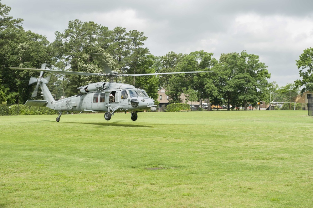HSC-9 Visits Hebrew Academy of Tidewater