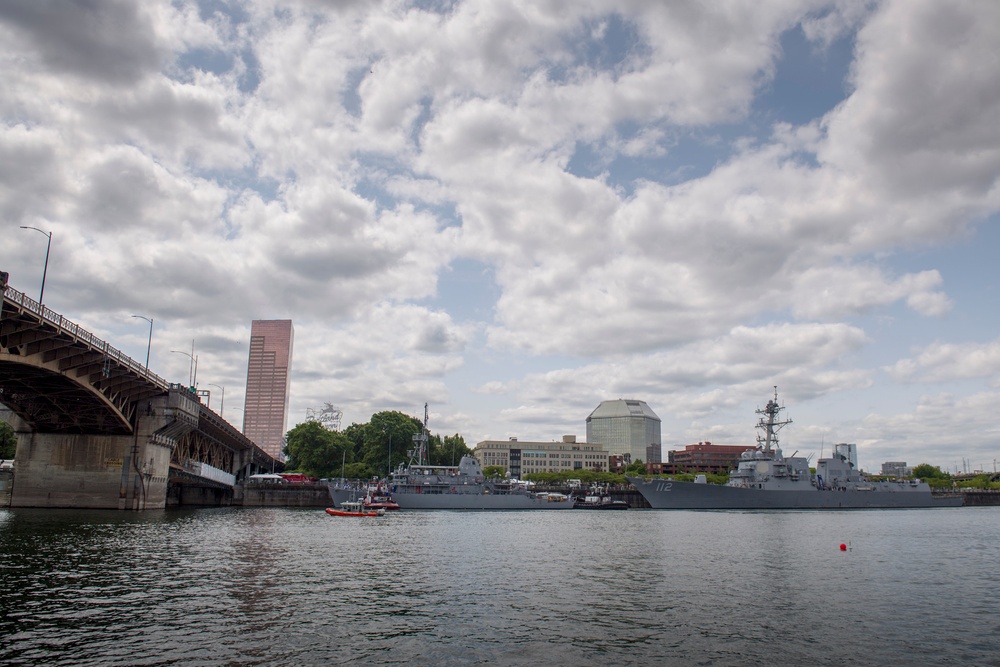 US Navy Ships Arrive for Rose Festival