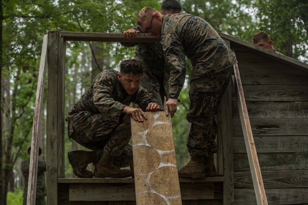 U.S. Marines Tackle the Leadership Reaction Course