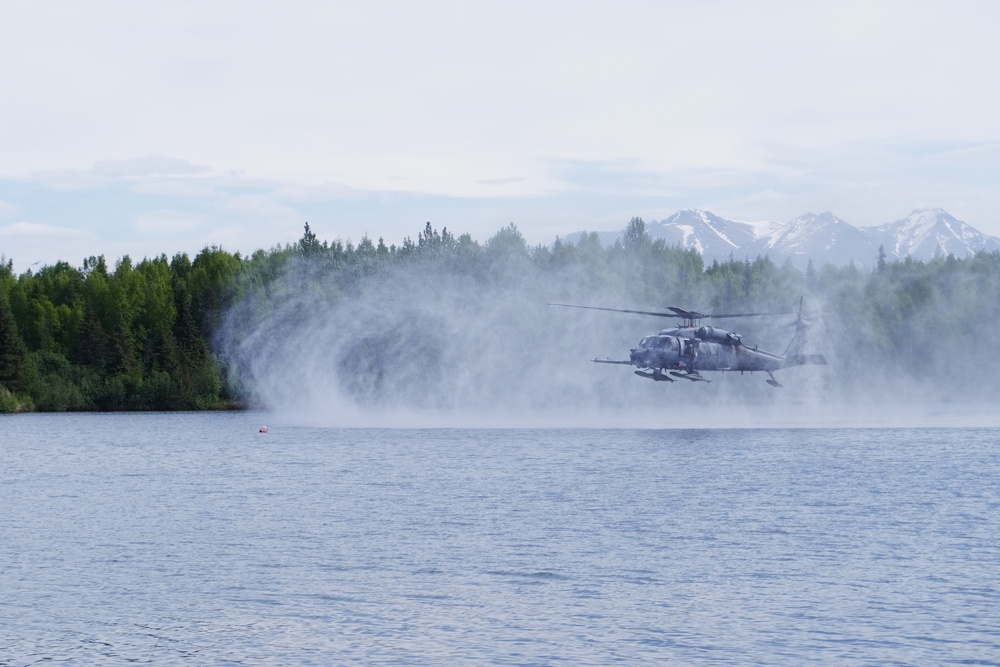 Alaska State command chief takes fini flight