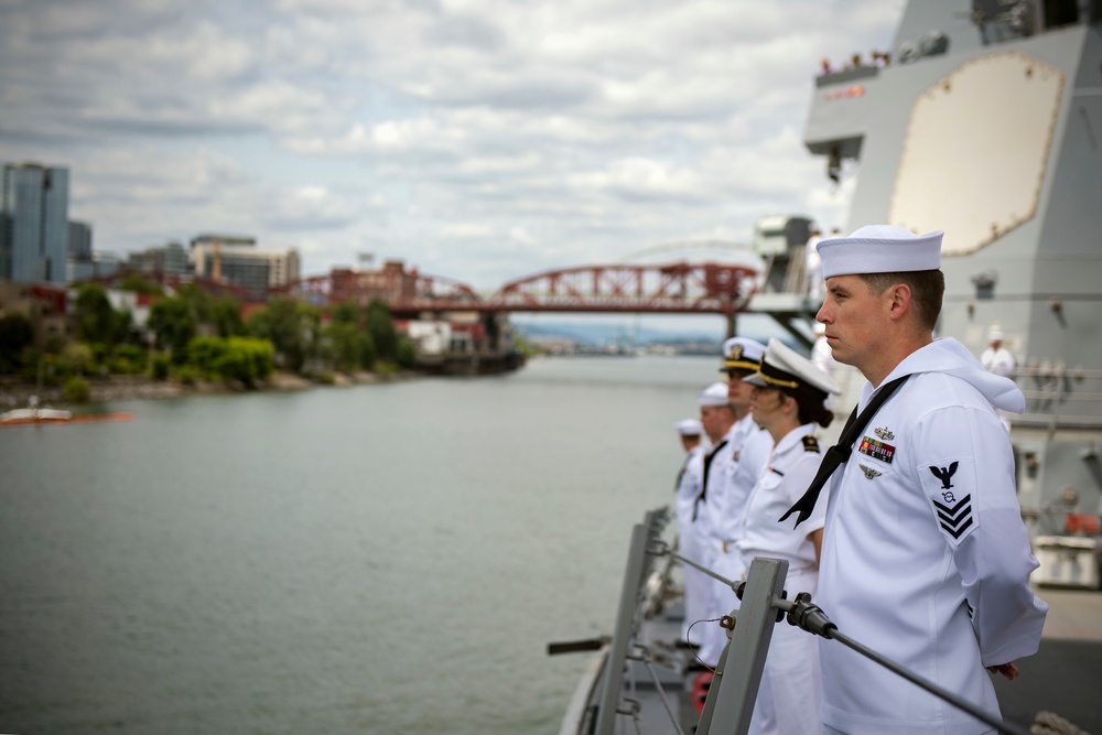 US Navy Ships Arrive for Rose Festival