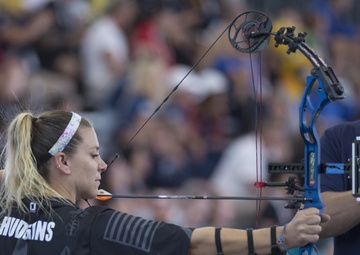 Special Forces Speedster Takes Gold, Pioneers Female Engagement Teams