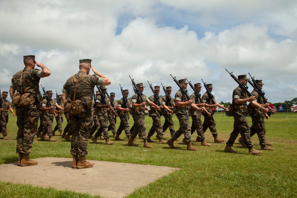 7th Communication Bn Change Of Command