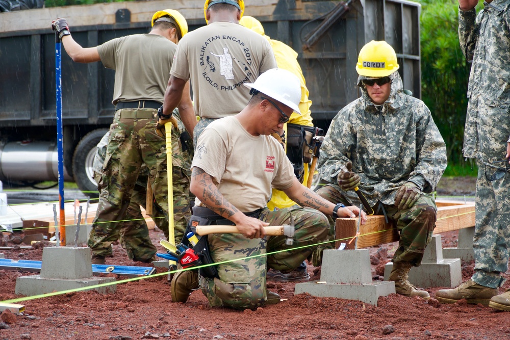 230th Vertical Engineer Company begins constructing micro-shelters in Pahoa