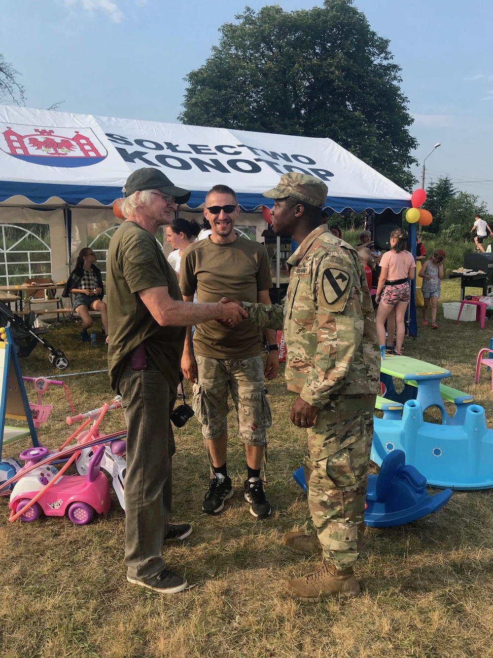 2-8 CAV, 1st Armored Brigade Combat Team, 1st Cavalry Division at community event in Poland during Saber Strike