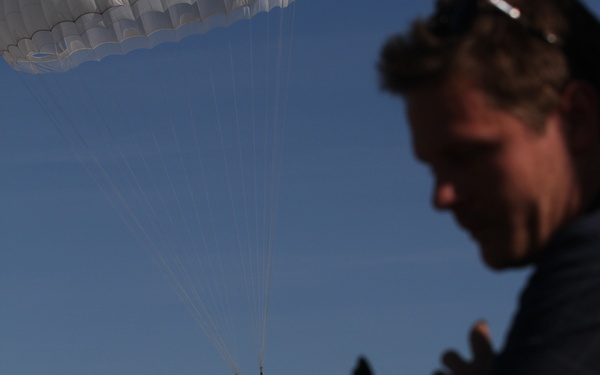 Polish soldiers land successfully for Saber Strike 18