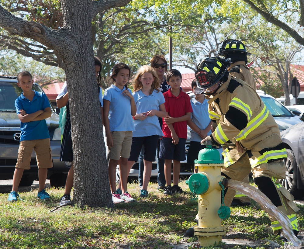 MacDill firefighters host Fire Prevention Week